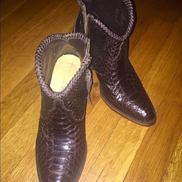 Allens Boots Shoes | Allens - Short Snakeskin Boots | Color: Black/Brown | Size: 7.5 | Vaikas's Closet